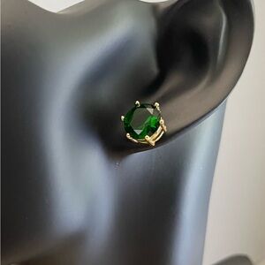 Green Crystal Big Earring / Aretes de Cristal Verde Grande